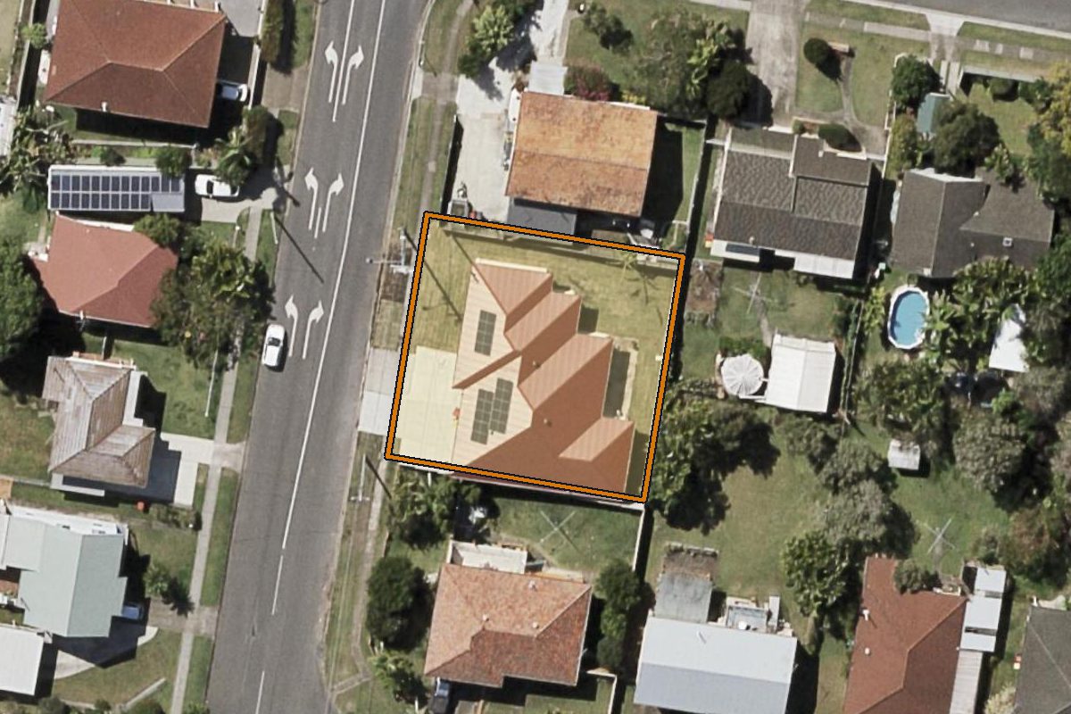 Aerial photo of 141 Groth Road, Boondall QLD 4034 with the lot boundary outlined in amber