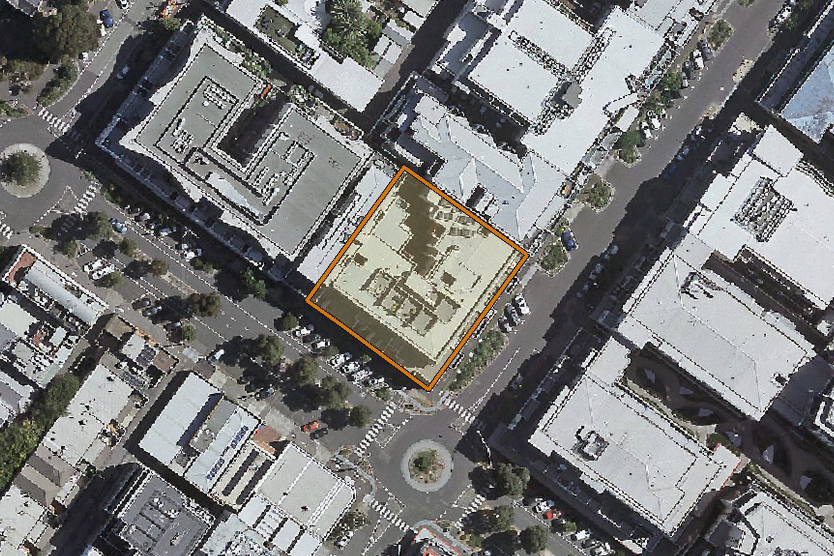 Aerial photo of 216 Rouse Street, Port Melbourne VIC 3207 with the lot boundary outlined in amber