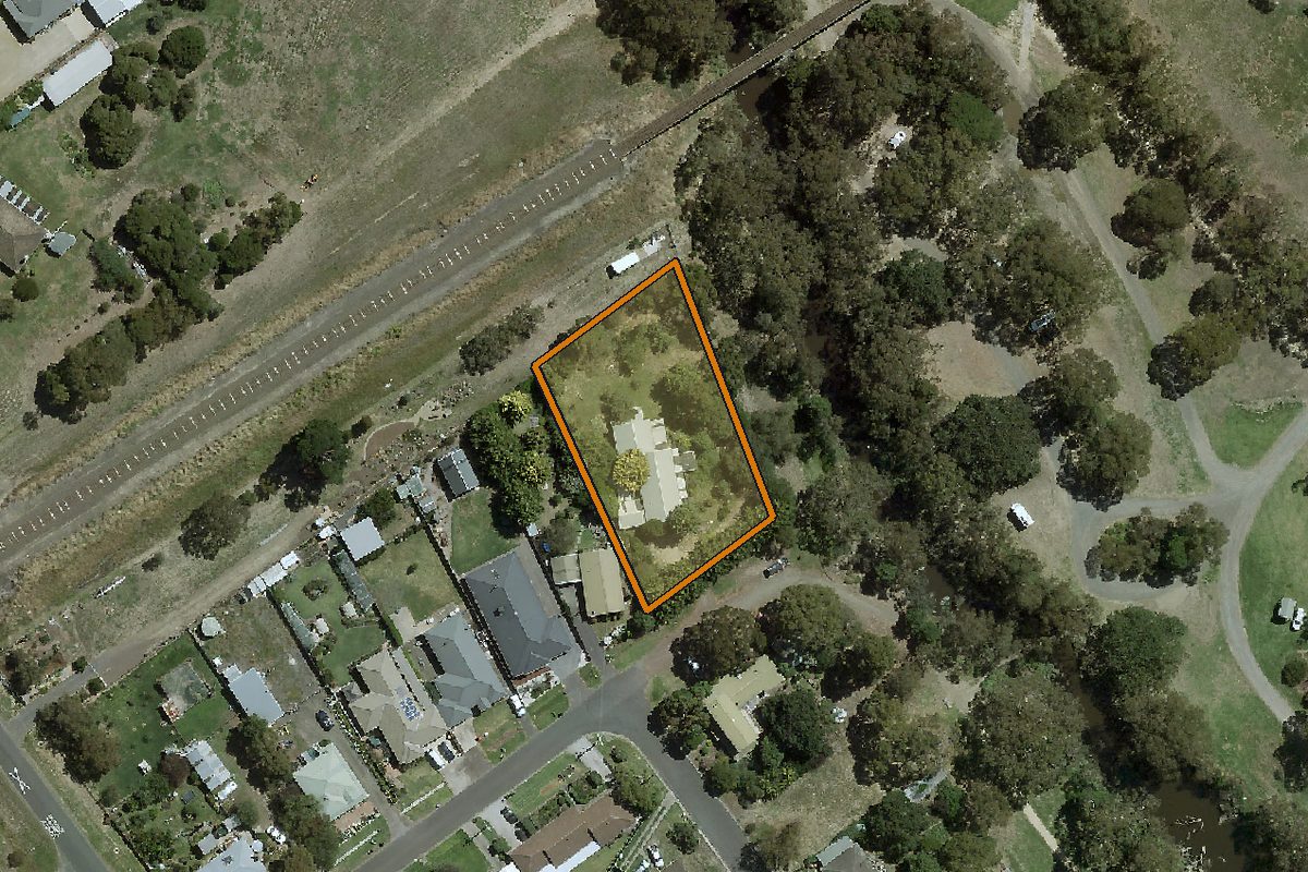 Aerial photo of 4-6 Armytage Street, Winchelsea VIC 3241 with the lot boundary outlined in amber