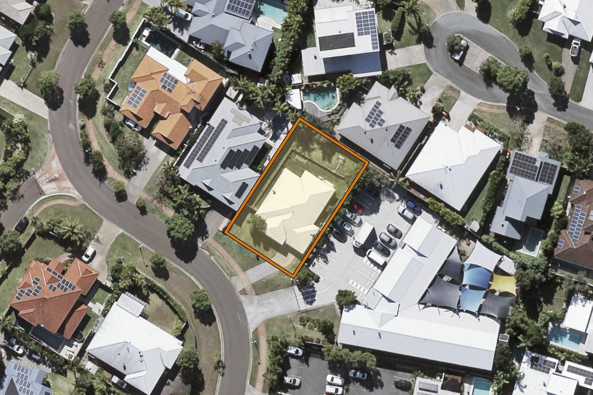 Aerial photo of 8 Balgownie Drive, Peregian Springs QLD 4573 with the lot boundary outlined in amber