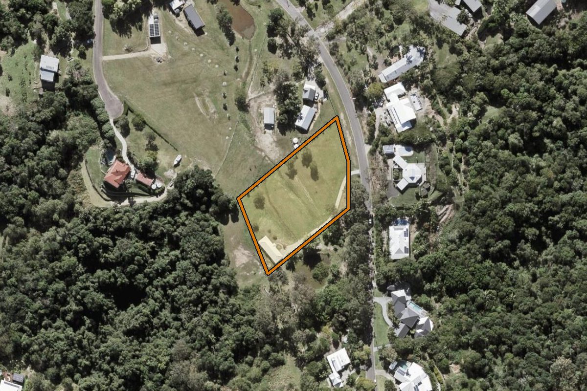 Aerial photo of 86 Panorama Drive, Doonan QLD 4562 with the lot boundary outlined in amber