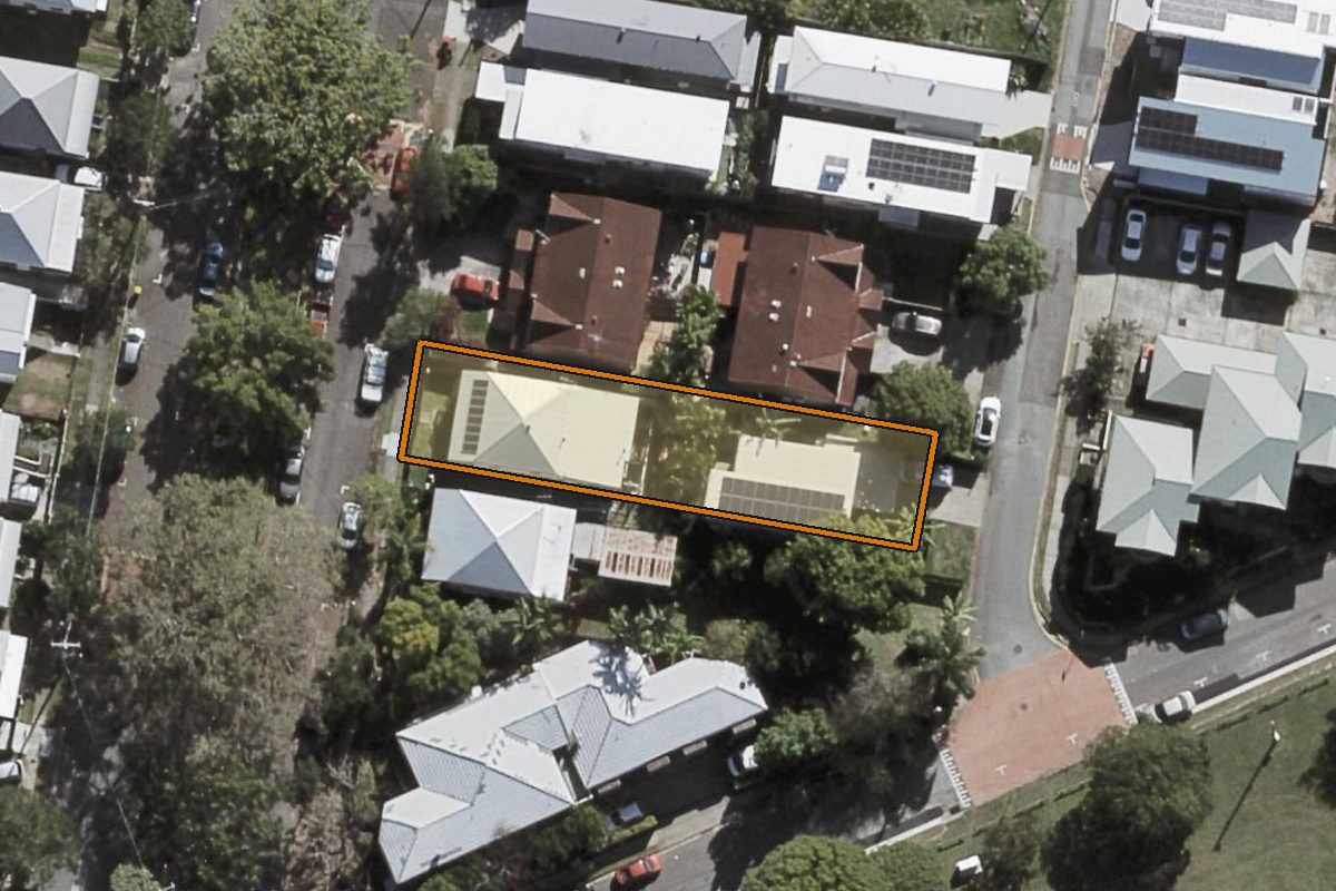Aerial photo of 1/72 Lisburn Street, East Brisbane QLD 4169 with the lot boundary outlined in amber