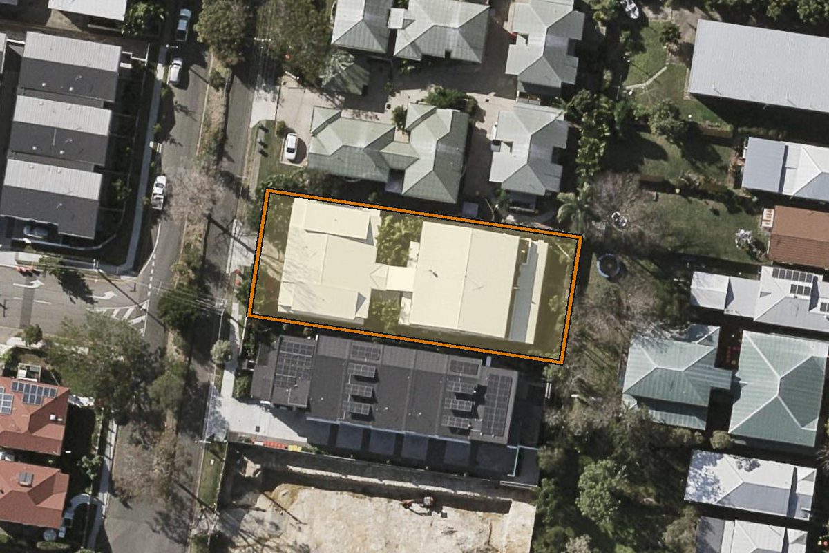 Aerial photo of 3/36 Burnaby Terrace, Gordon Park QLD 4031 with the lot boundary outlined in amber