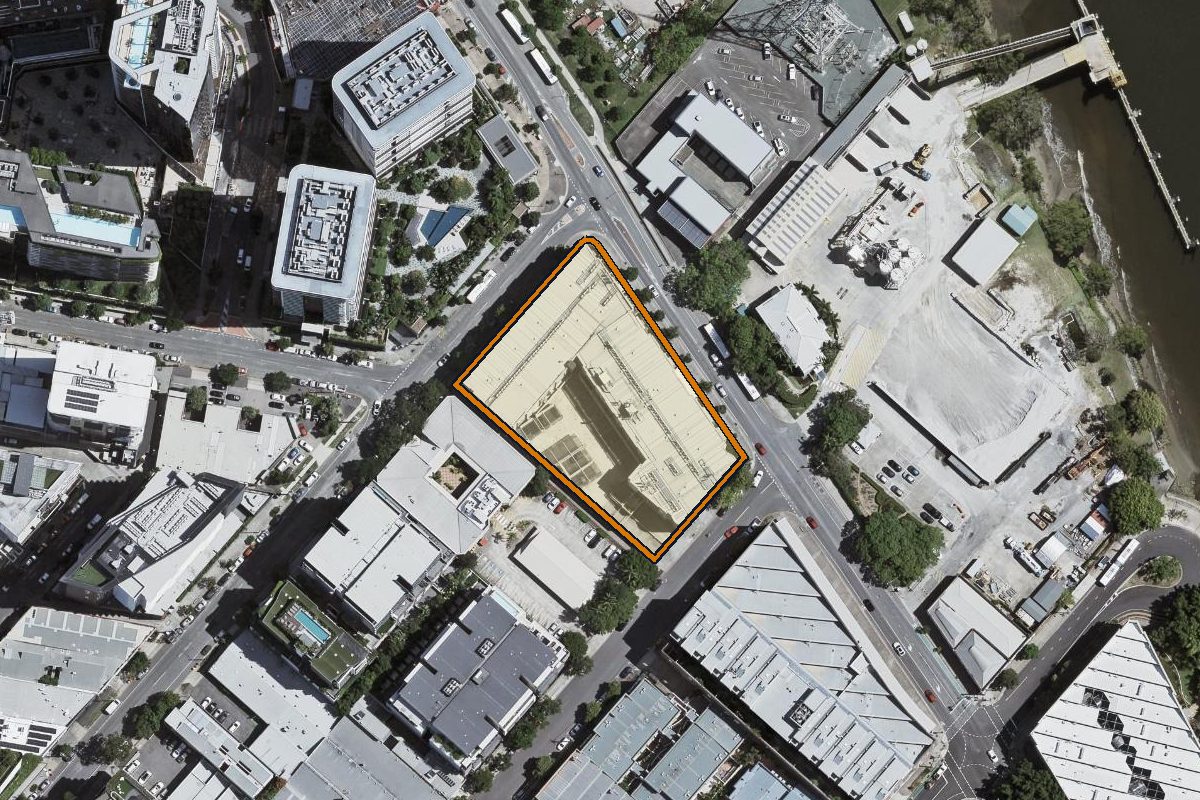 Aerial photo of 301/38 Skyring Terrace, Teneriffe QLD 4005 with the lot boundary outlined in amber