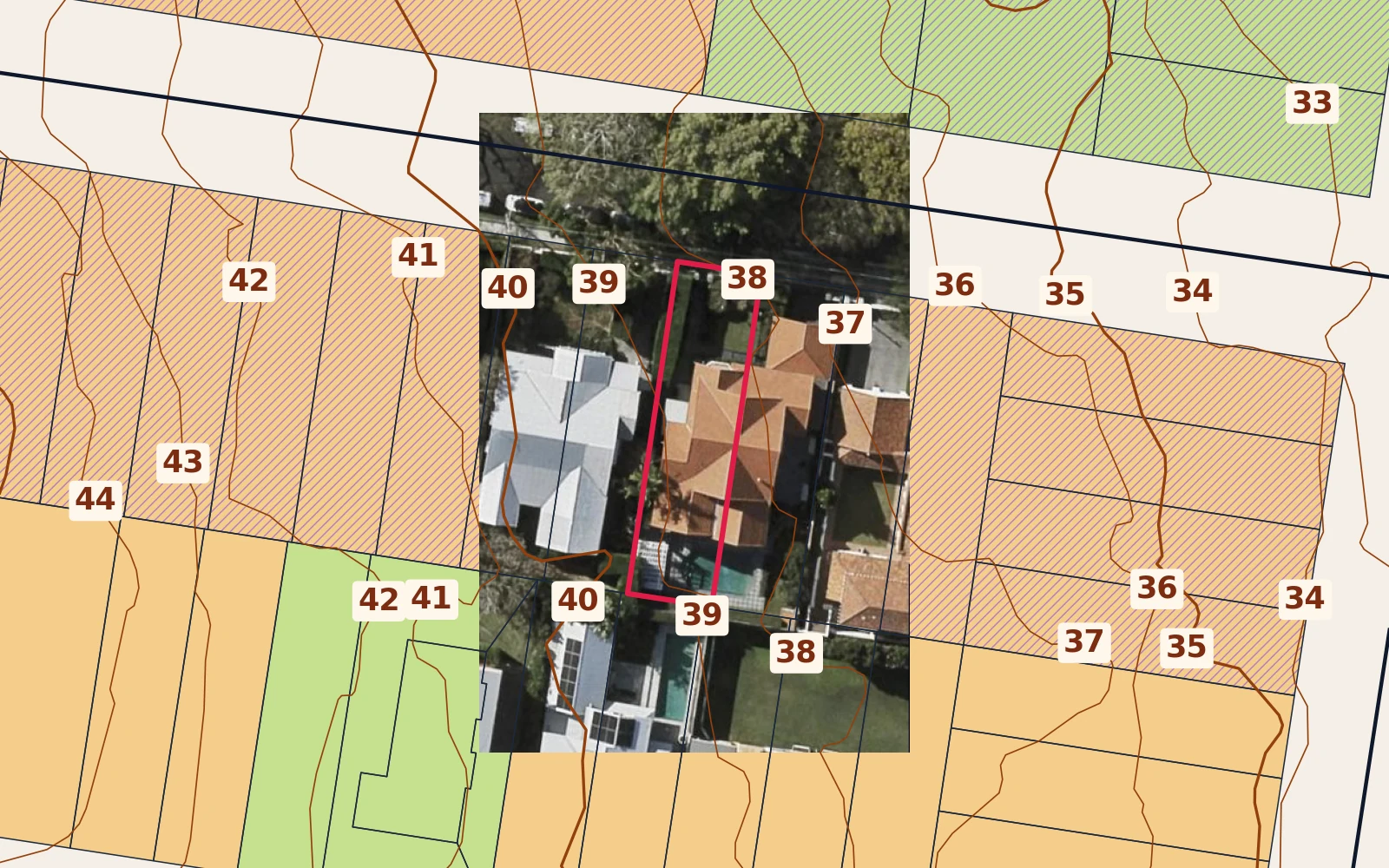 Sample export showing cadastre, contours, roads, planning, heritage, easements and the project lot